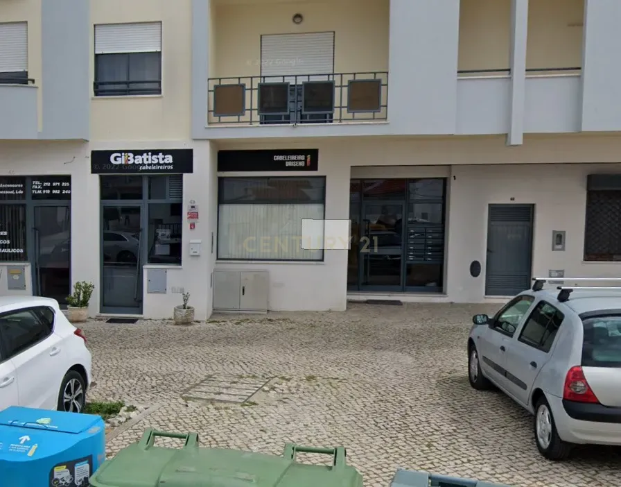 Excelente apartamento, T3, para venda, prédio com elevador na Charneca da Caparica a 1.500 m da praia. - Image 3